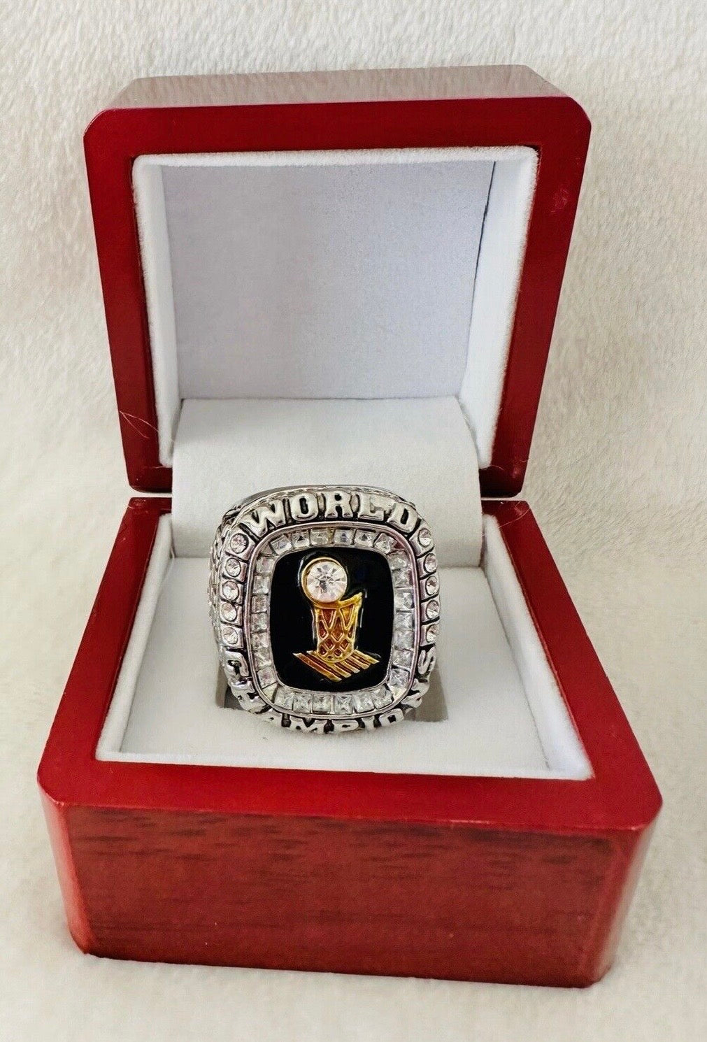 2006 Miami Heat Championship Ring W Box, US SHIP