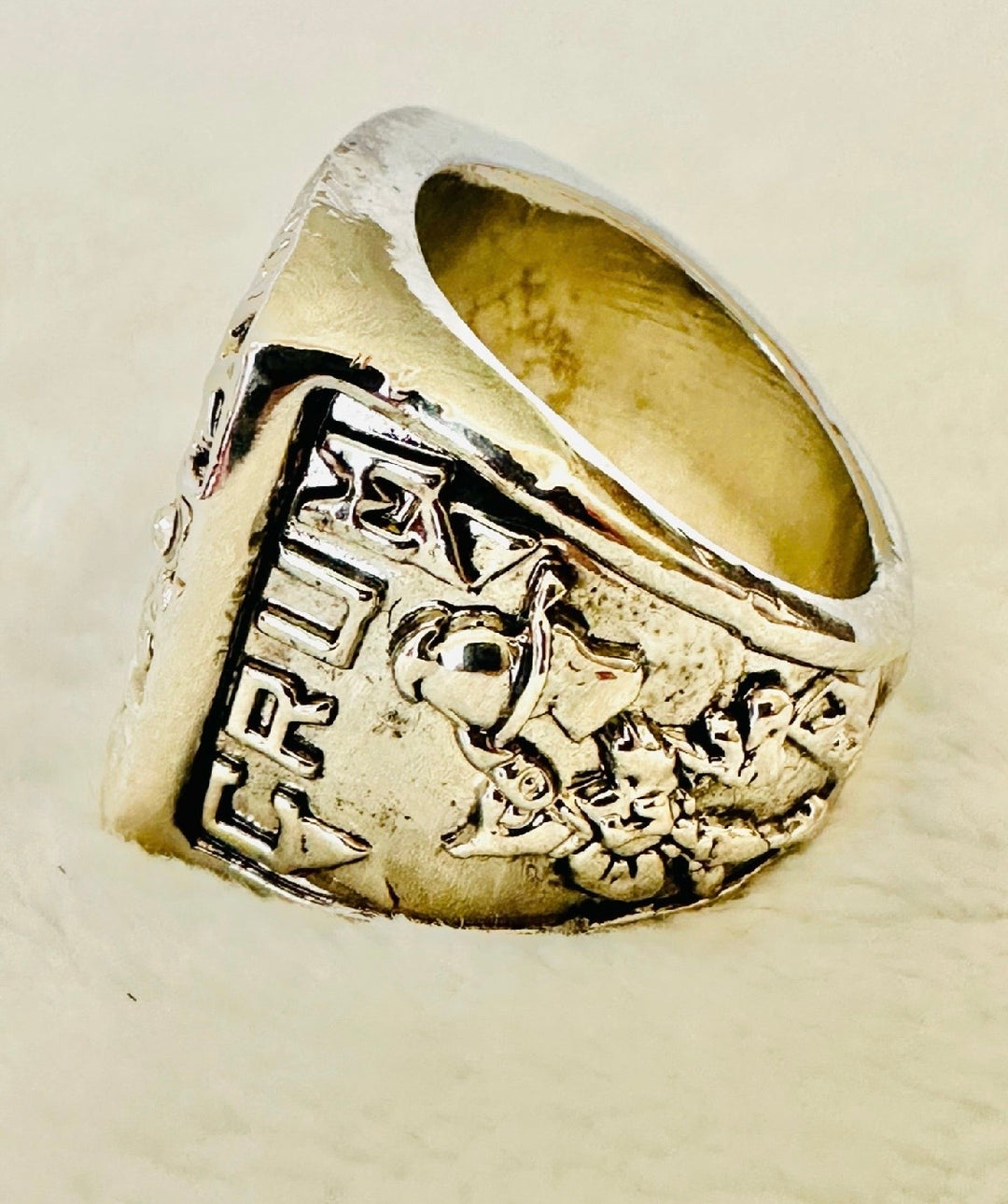 1986 Louisville Cardinals College Basketball Championship Ring with box, US SHIP