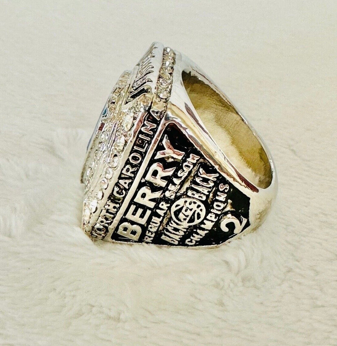 2017 North Carolina Tarheels NCAA Championship Ring with box, US Ship