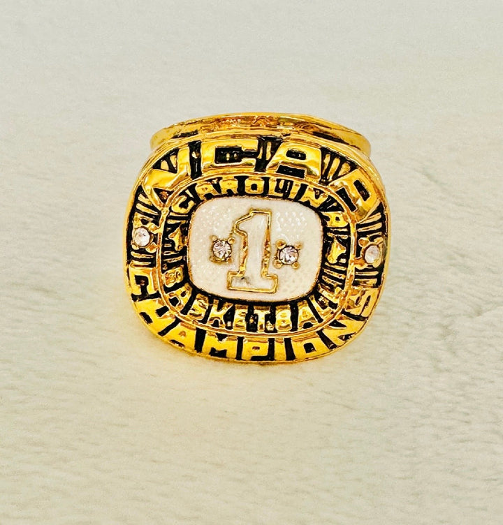 1982 North Carolina Tarheels NCAA Championship Ring with box, US Ship