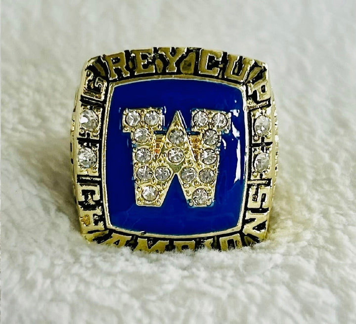 1962 Grey Cup Champions Ring with box, Winnipeg Blue Bombers, Canadian Football