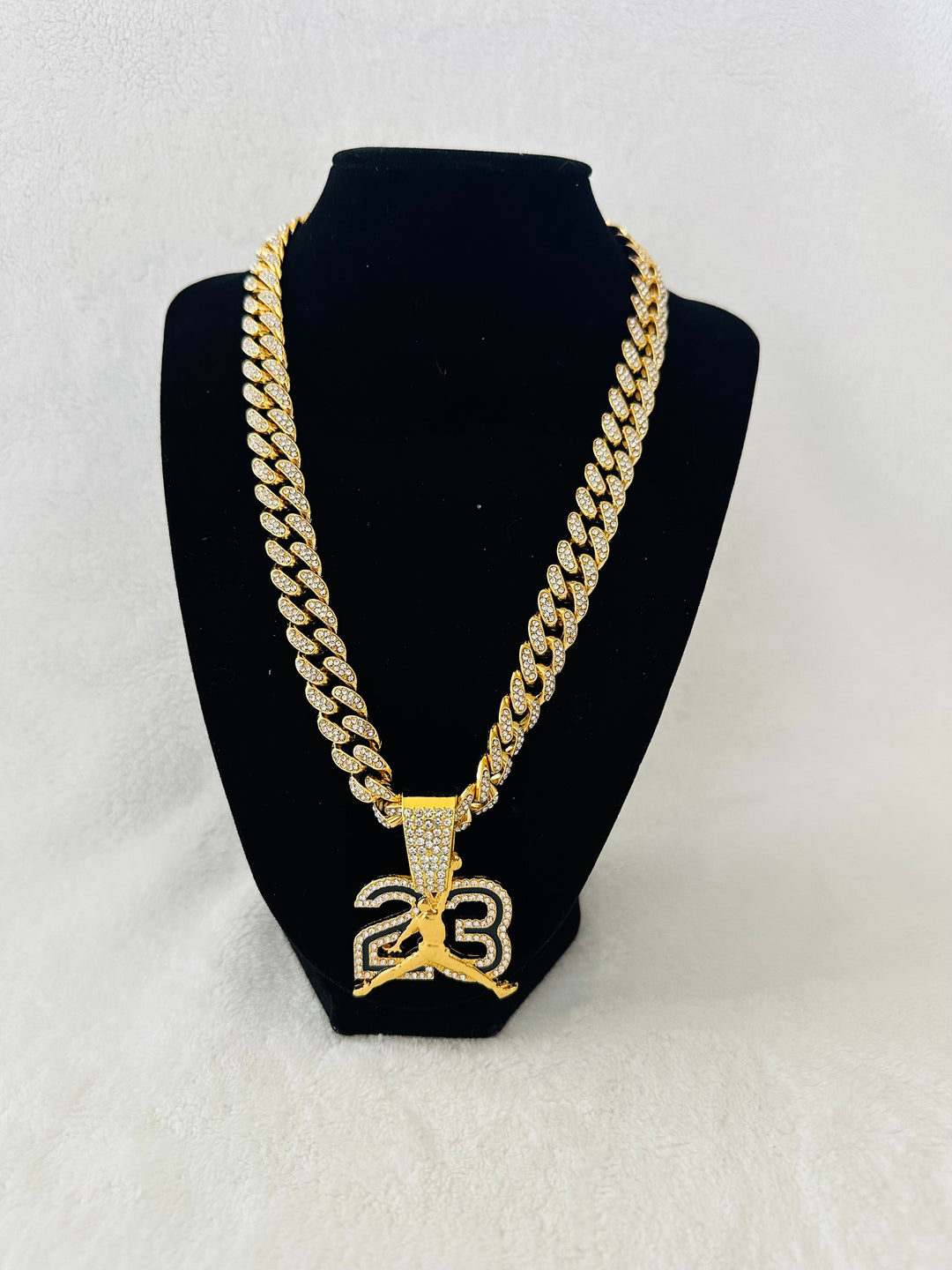 #23 Jordan Bulls gold Iced Cuban Chain 24”, US SHIP - EB Sports Championship Rings