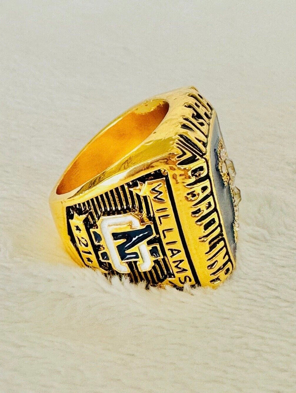 1993 North Carolina Tarheels NCAA Championship Ring, US Ship