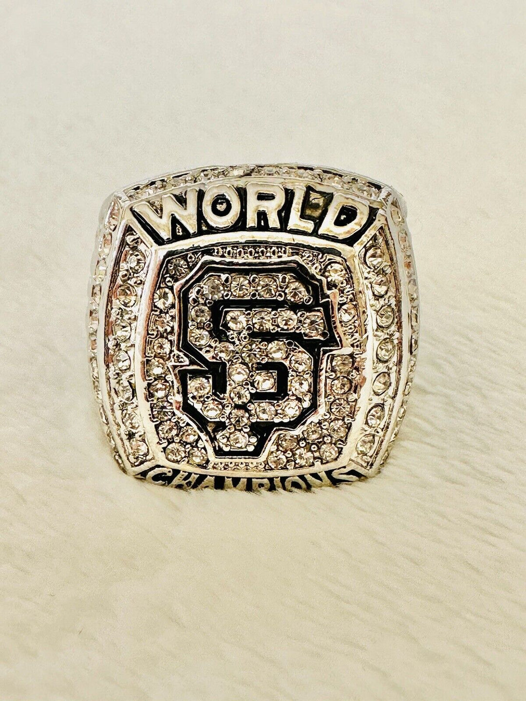 2012 San Francisco Giants World Series Championship Ring,  SHIP - EB Sports Champion's Cache