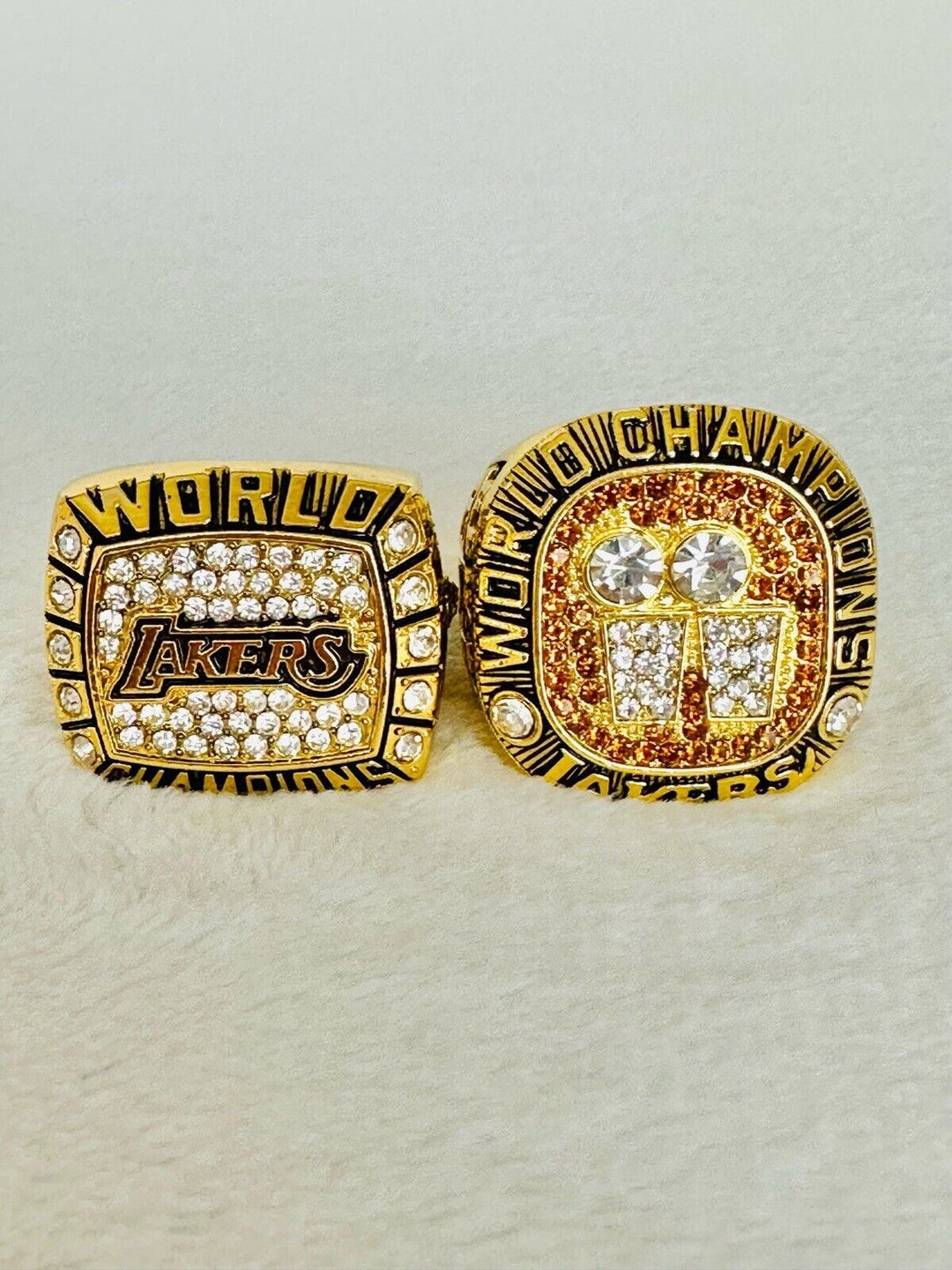 2 Pcs Los Angeles Lakers Ring Set,  SHIP 2000/01 Kobe Bryant - EB Sports Champion's Cache