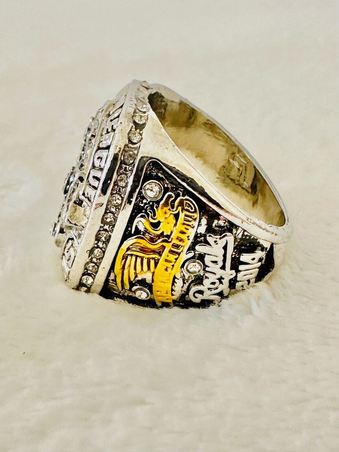 2014 Kansas City Royals AL Championship Ring from EBSportsRings.com, featuring team logo and intricate design for baseball fans