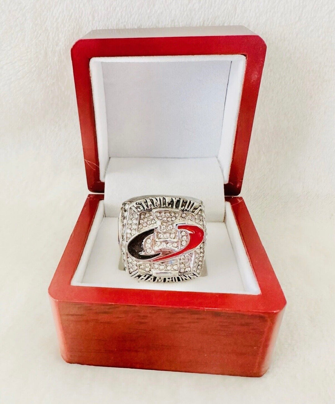 2006 CAROLINA HURRICANES Stanley Cup Championship Ring with box, US Ship