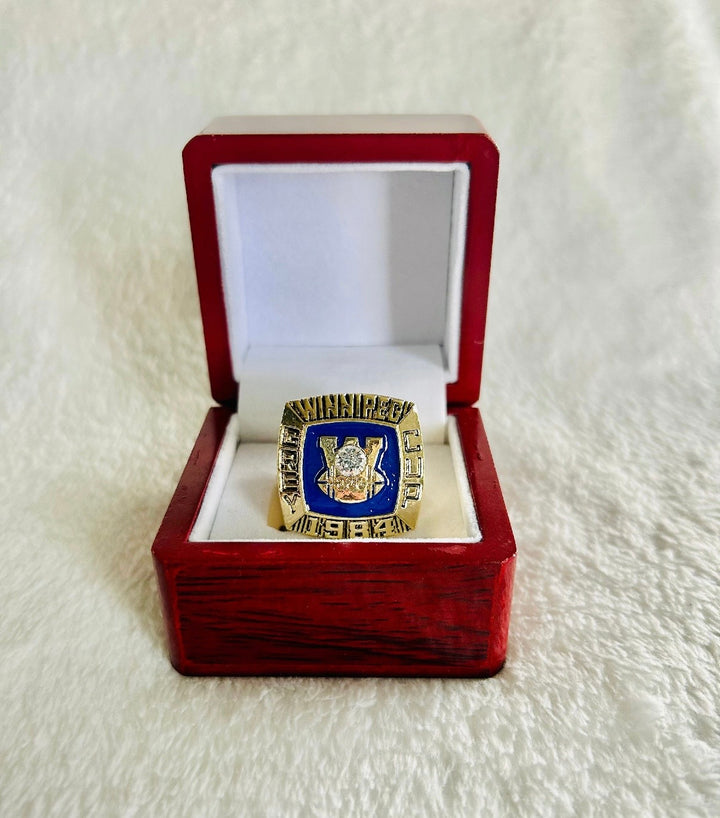 1984 Grey Cup Champions Ring with box Winnipeg Blue Bombers, Canadian Football
