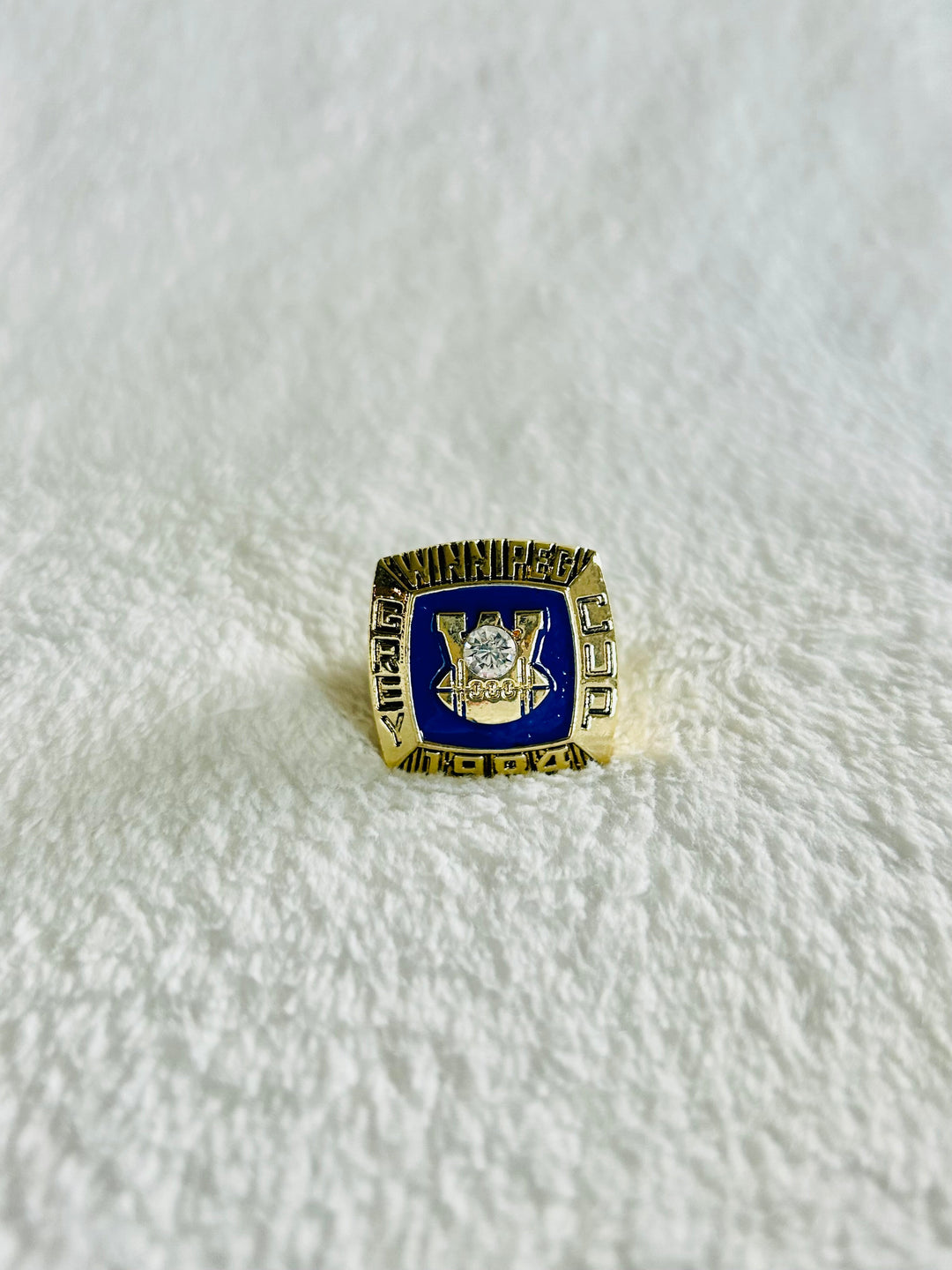 1984 Grey Cup Champions Ring with box: Winnipeg Blue Bombers, Professional Canadian Football - EB Sports Championship Rings