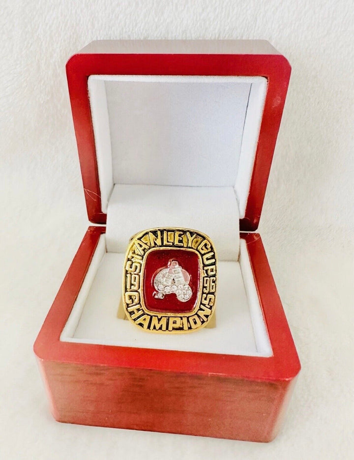 1996 Colorado Avalanche Stanley Cup Championship ring with box, US Ship