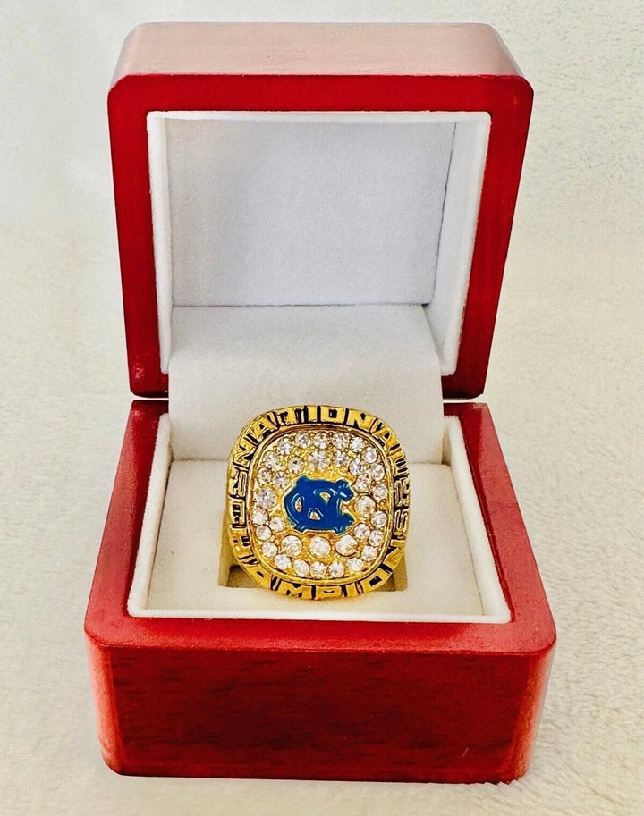 2005 North Carolina Tarheels NCAA Championship Ring with box, US Ship