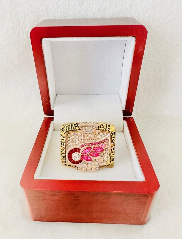 2002 Detroit Red Wings Stanley Cup Championship Ring with box, US SHIP