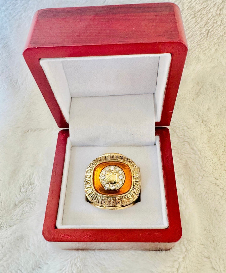 Roger Clemens 1986 Cy Young Award Winner (Rocket) Ring with box, US Ship