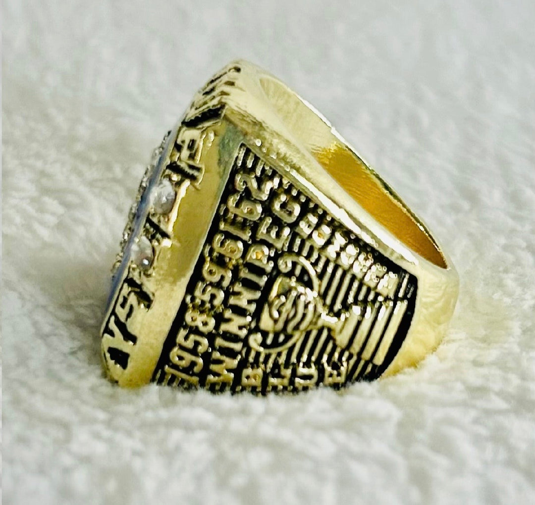 1962 Grey Cup Champions Ring with box, Winnipeg Blue Bombers, Canadian Football