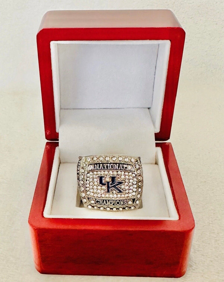 2012 Kentucky Wildcats Brass Championship Ring with box, US Ship