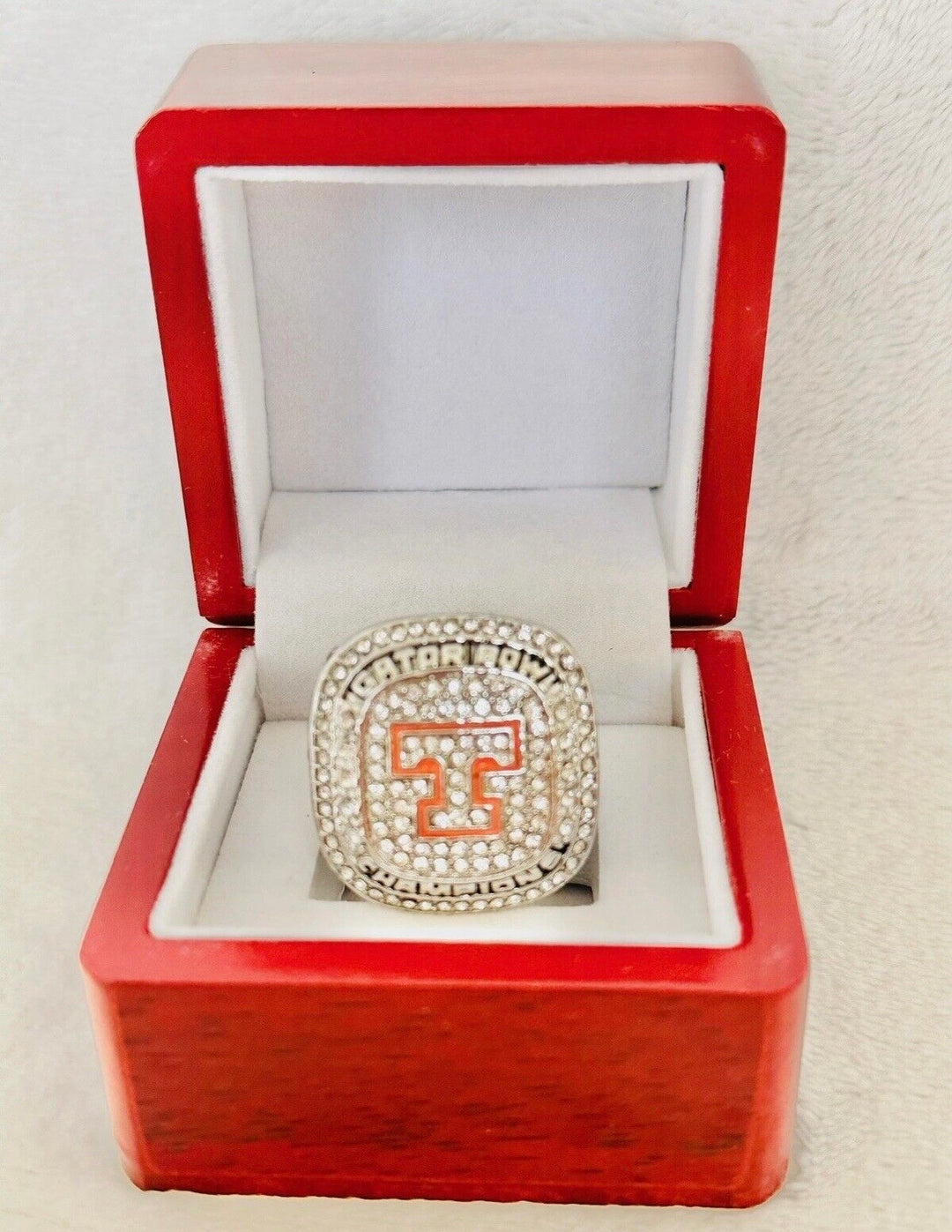 2015 Tennessee Volunteers Gator bowl Championship Ring with box, US Ship
